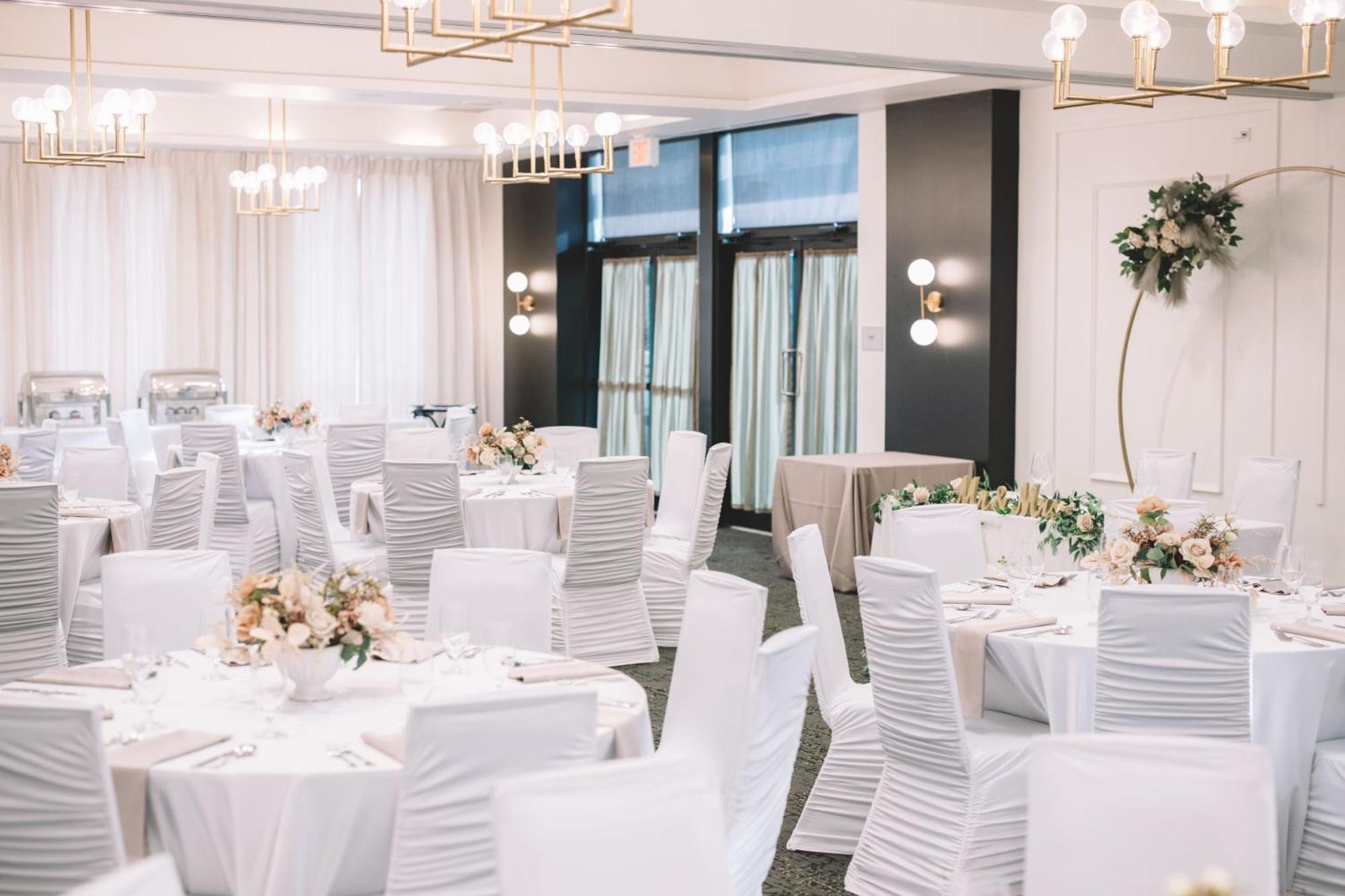 Courtyard By Marriott Calgary South Hotel Luaran gambar