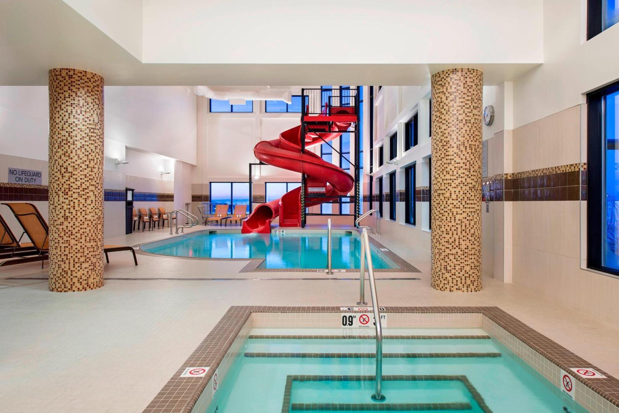 Courtyard By Marriott Calgary South Hotel Luaran gambar