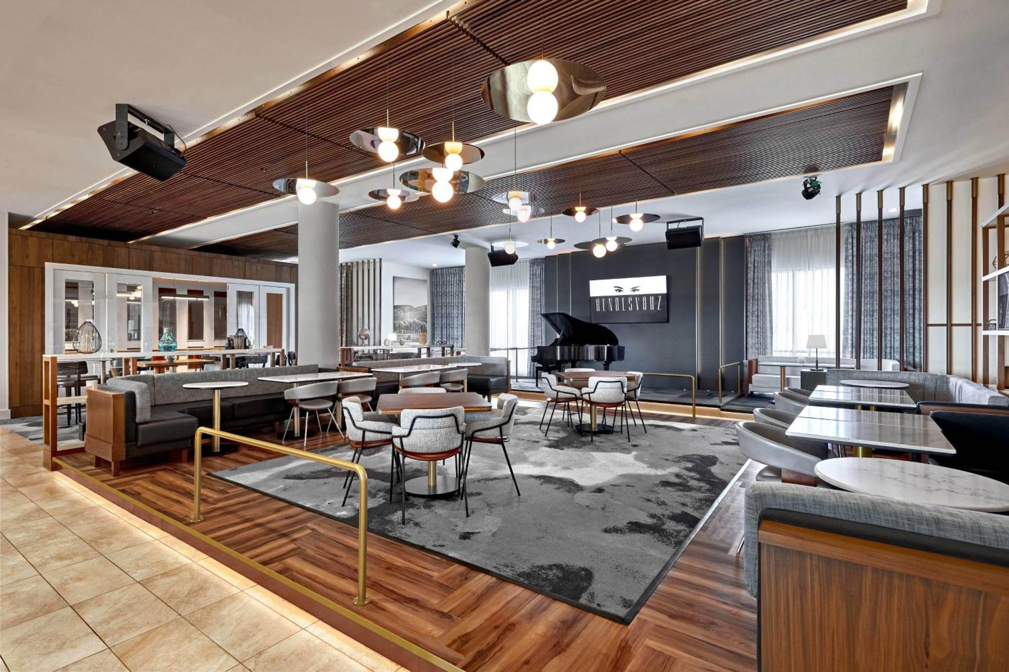 Courtyard By Marriott Calgary South Hotel Luaran gambar